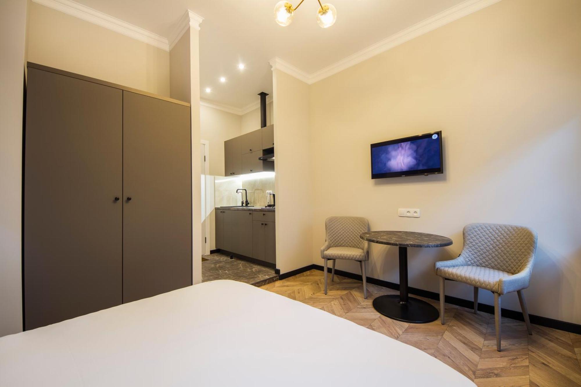Self Check-In Apartments Maidan Area Kiev Exterior foto