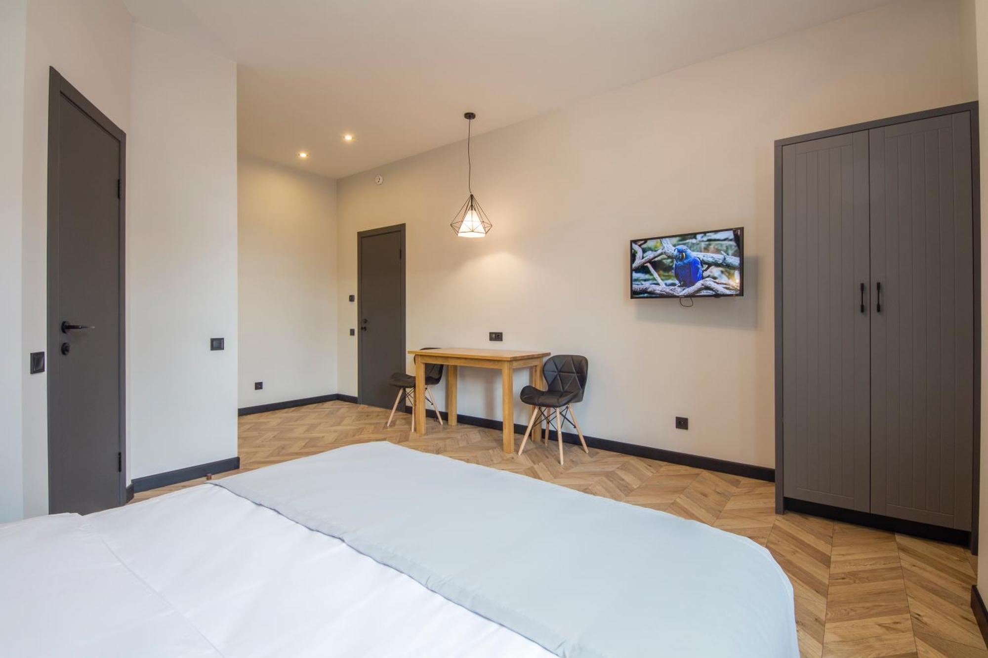 Self Check-In Apartments Maidan Area Kiev Exterior foto