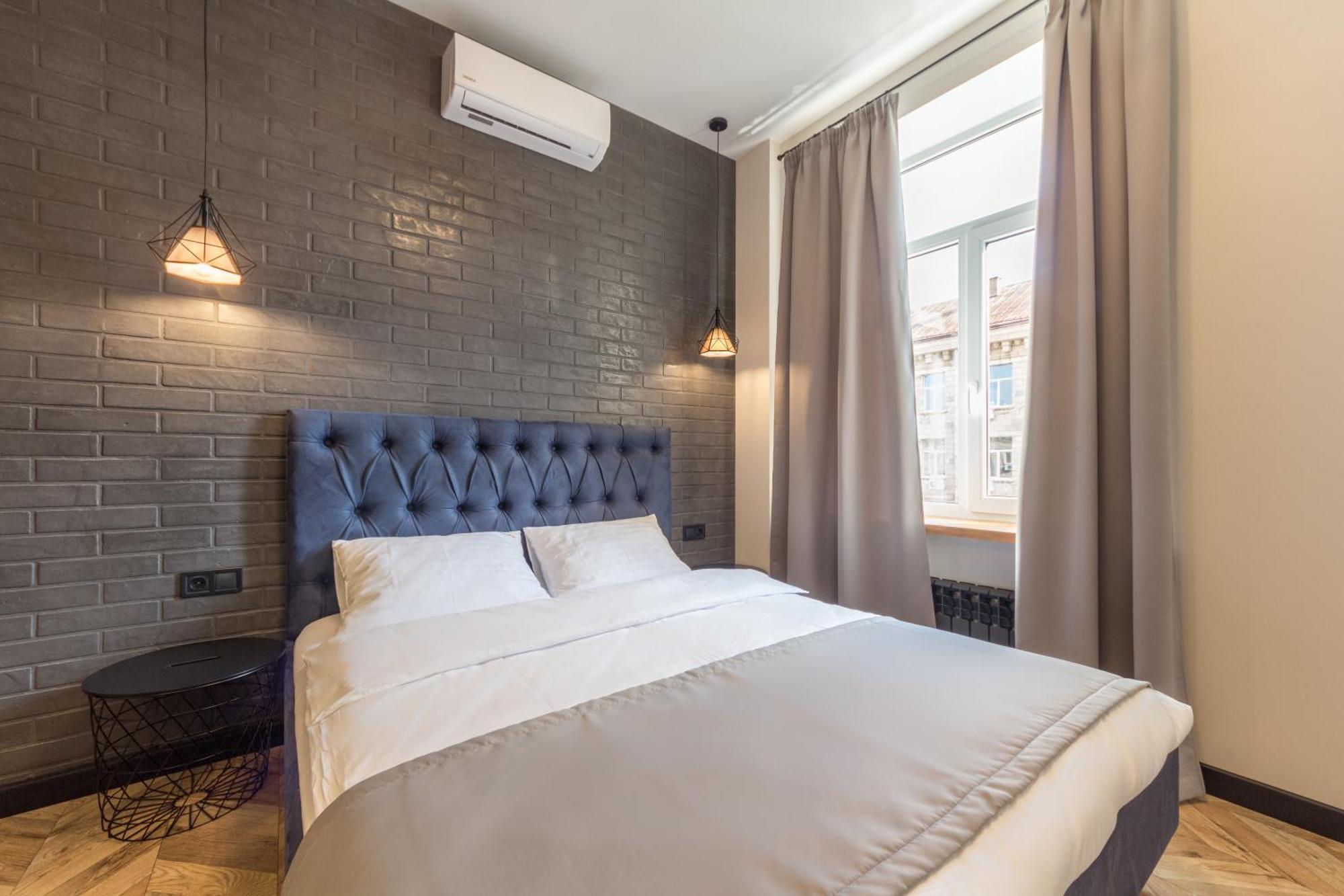 Self Check-In Apartments Maidan Area Kiev Exterior foto