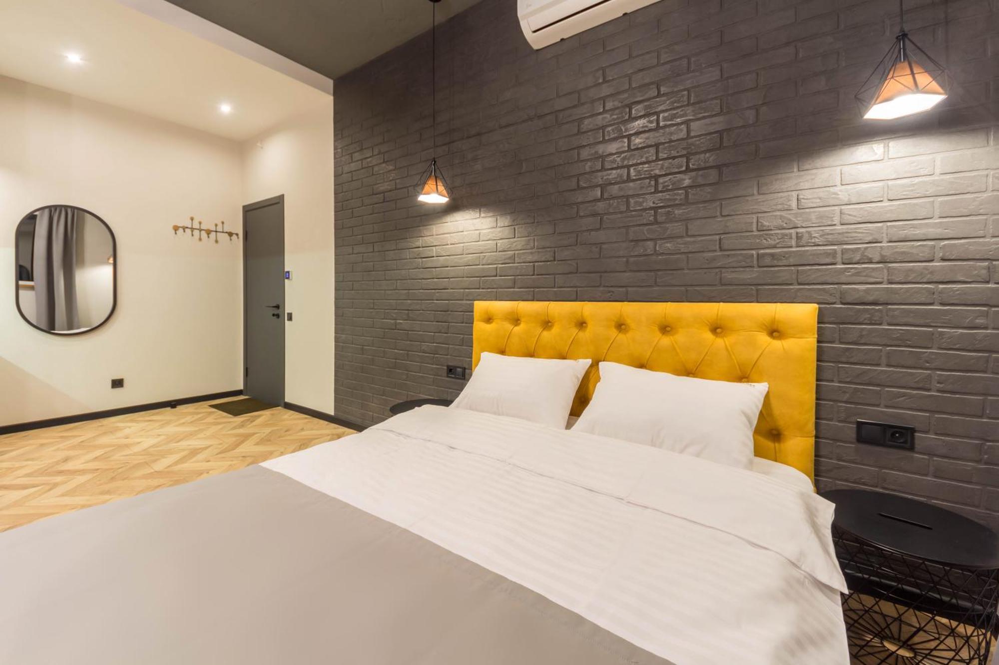 Self Check-In Apartments Maidan Area Kiev Exterior foto
